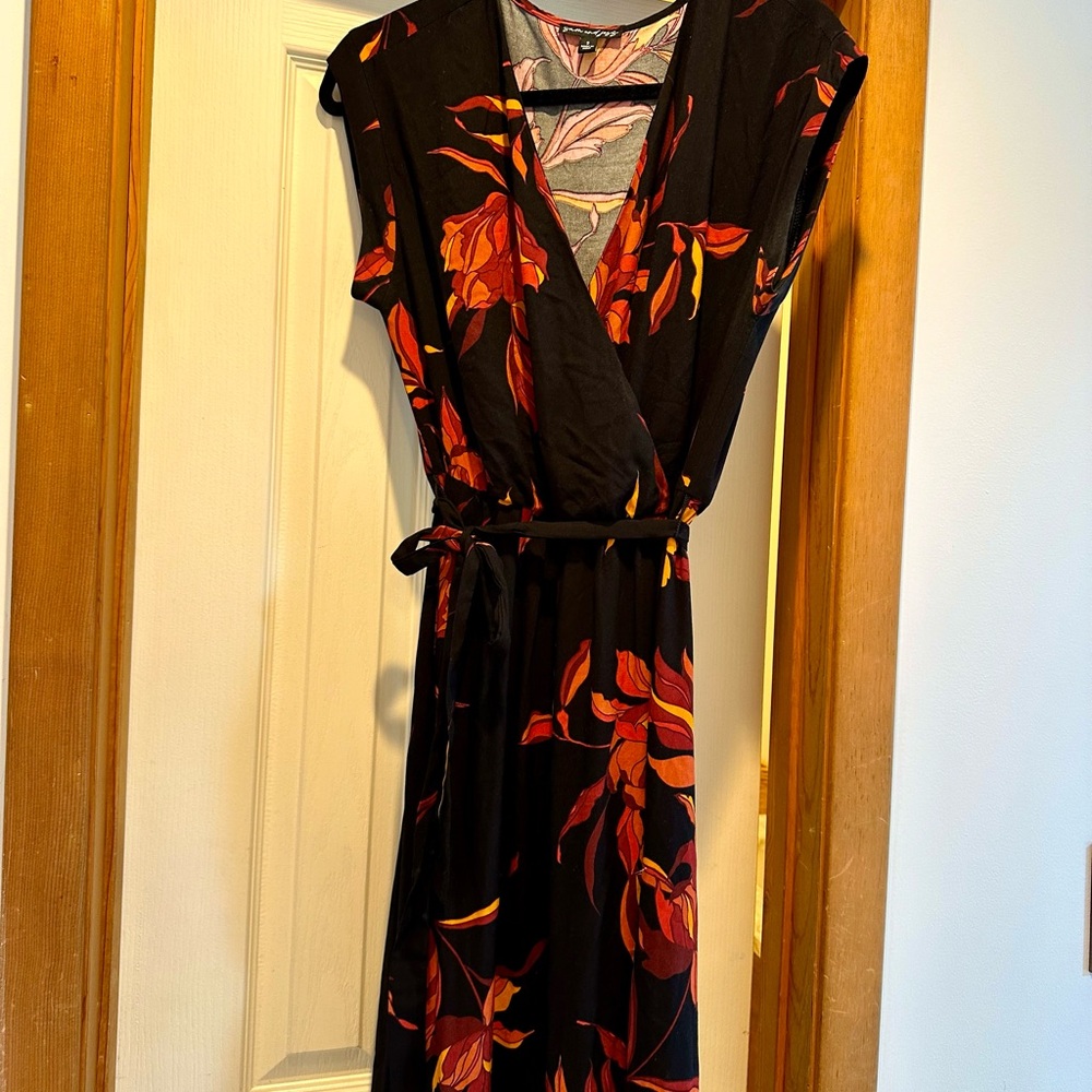 Sam and Jess long dress Size S